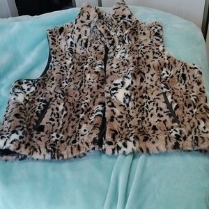Reversible vest